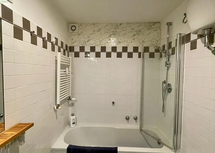 Lovely At Saint Peter's Square Vatican Apartment *